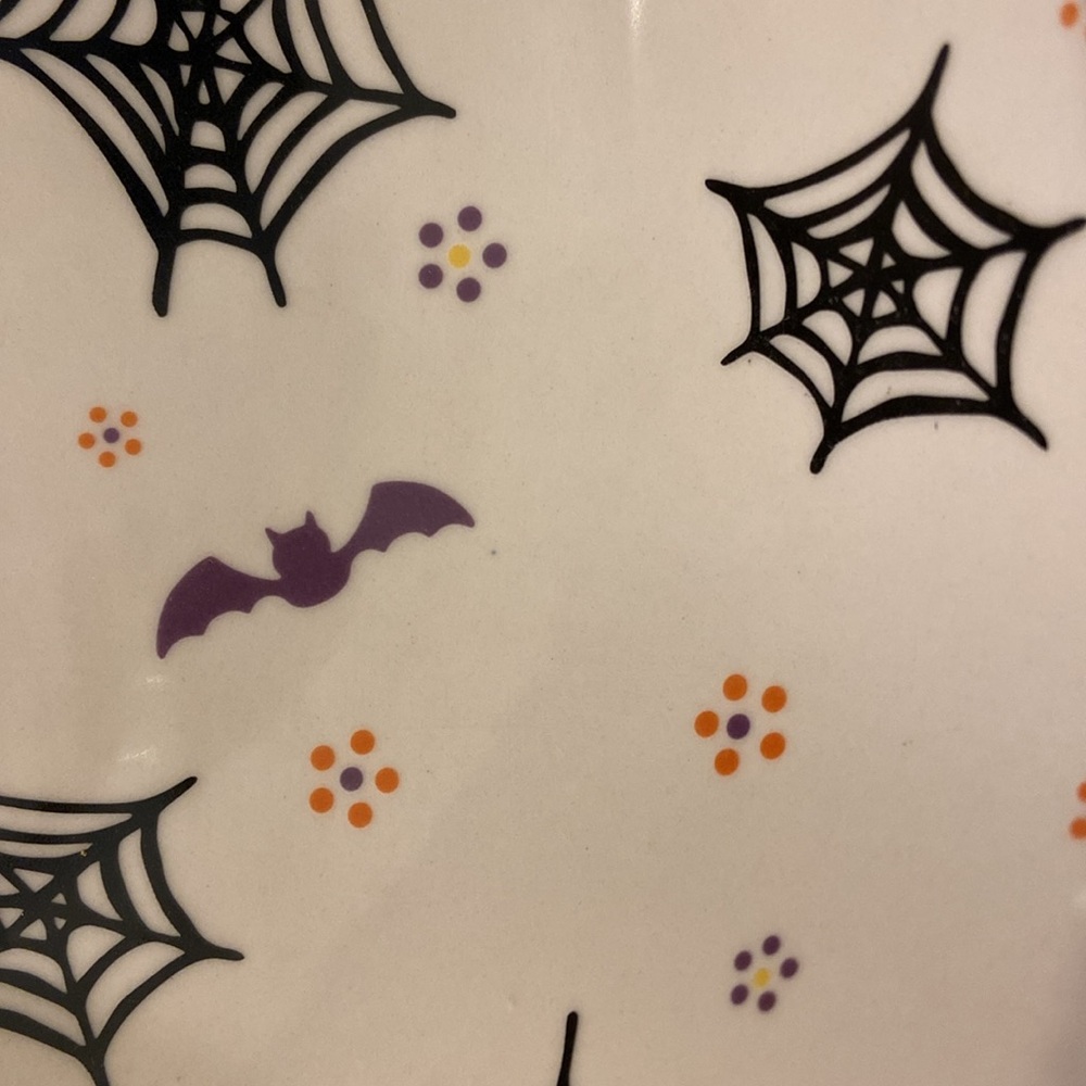 14” Temp-Tations Halloween Spooky BOOfetti Ruffled Edge 4 QT Ceramic Bowl HUGE - Picture 12 of 13